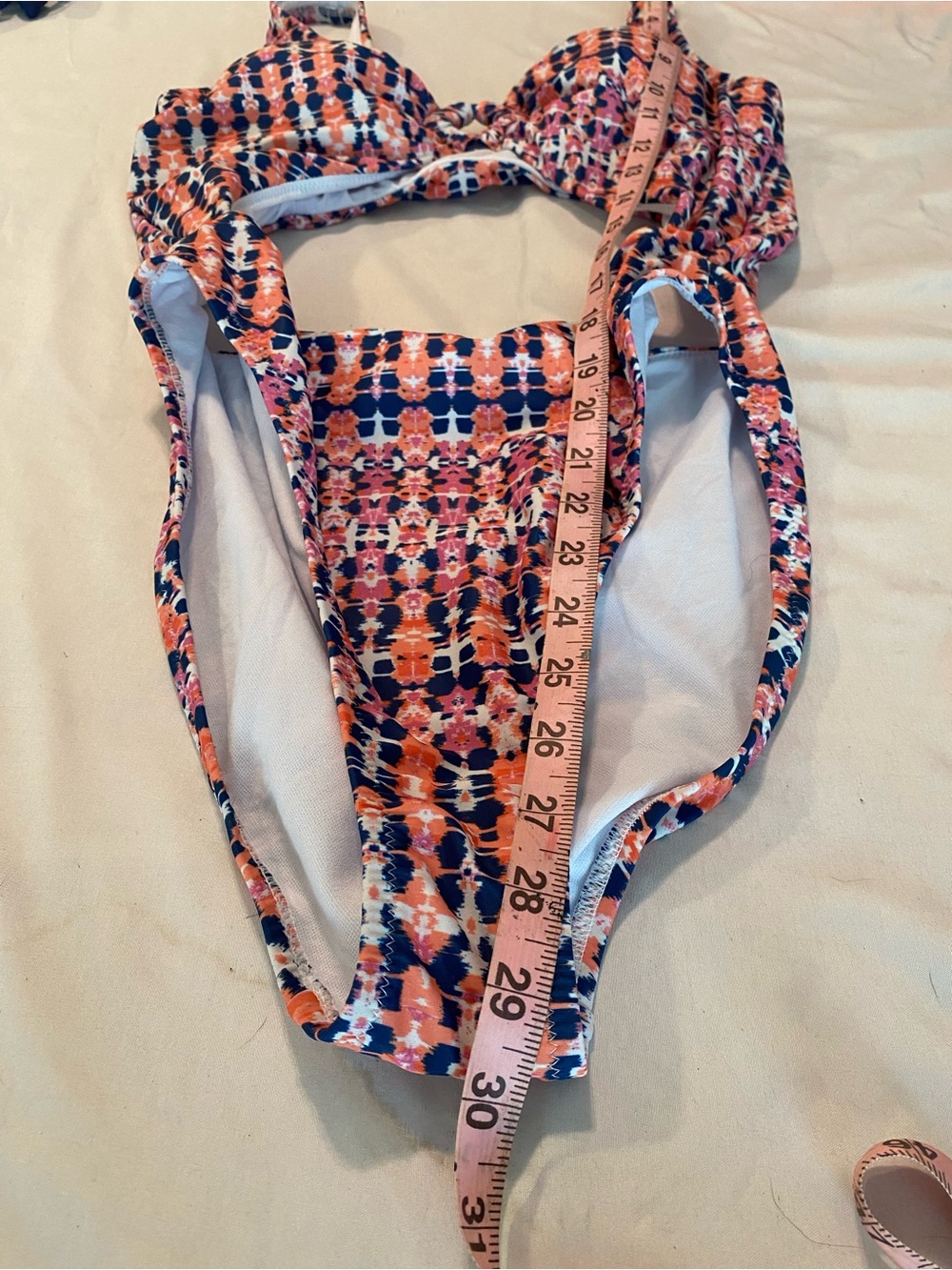 Jessica Simpson Cutout One-Piece Swimsuit - Size M - Geometric Pattern - Picture 11 of 12